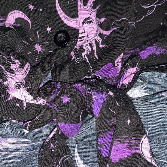 HOT TOPIC button down sun and moon shirt - Picture 3 of 4